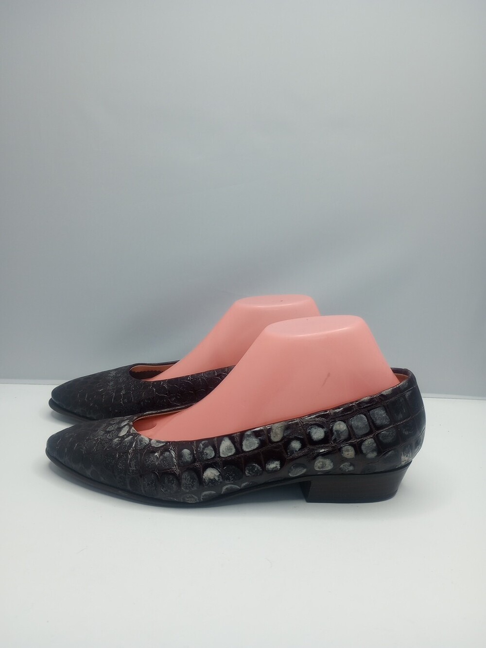 Bally Eden Shoes Women's 9M BROWN Croc Embossed Patent Leather Heels Low Pumpsp